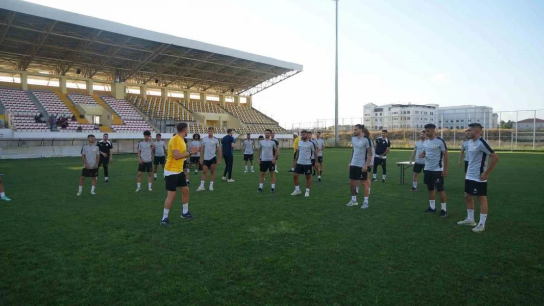 Muşspor yeni sezon hazırlıklarına başladı