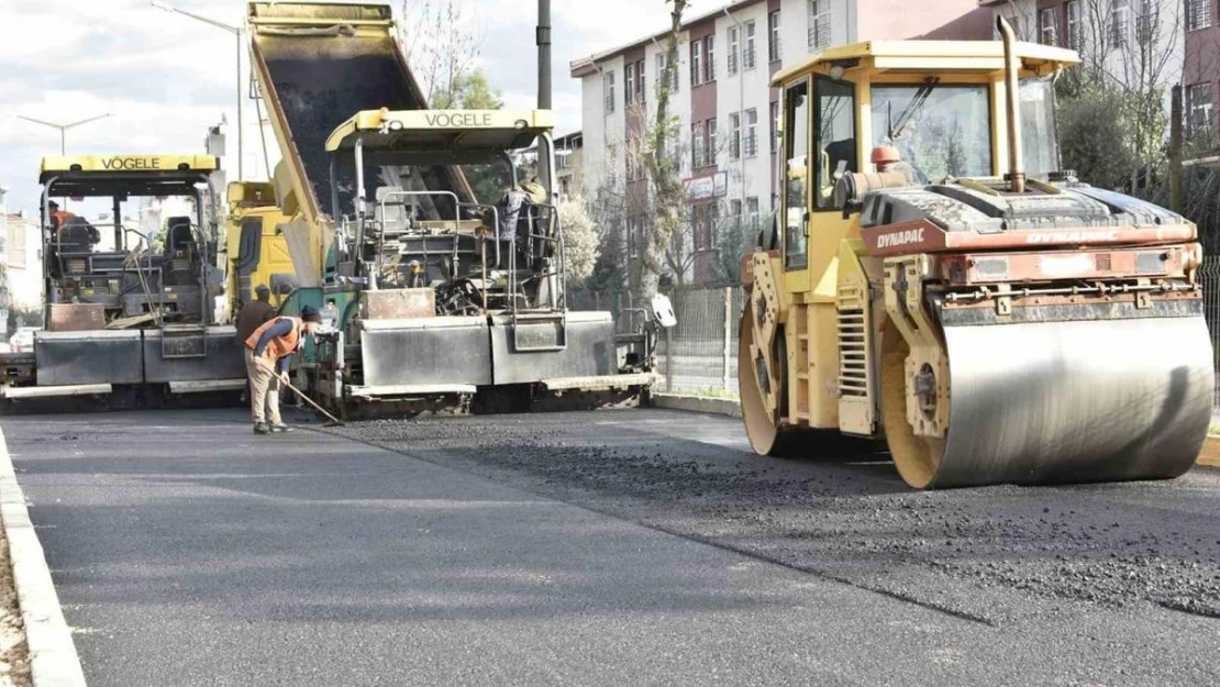 Mustafakemalpaşa'nın altyapısı sil baştan yenileniyor