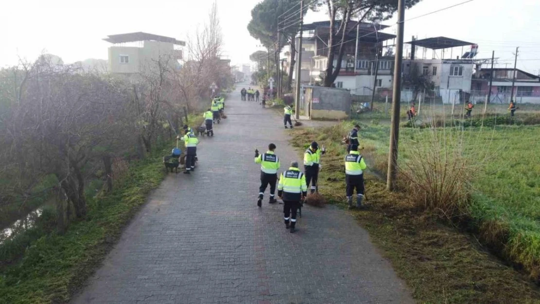 Nazilli Belediyesi temizlik çalışmaları sürüyor