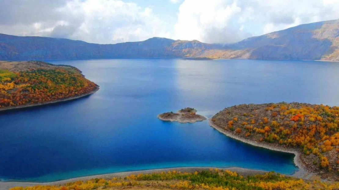 Nemrut Kalderası'nda sonbahar güzelliği