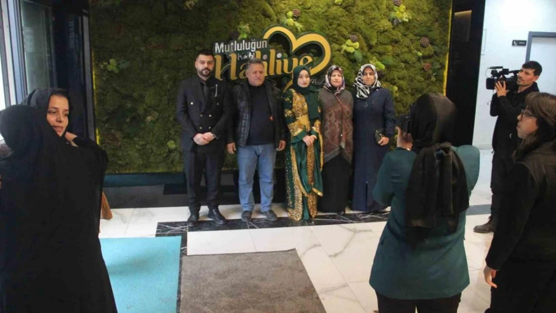 Nikah salonlarında 14 Şubat yoğunluğu