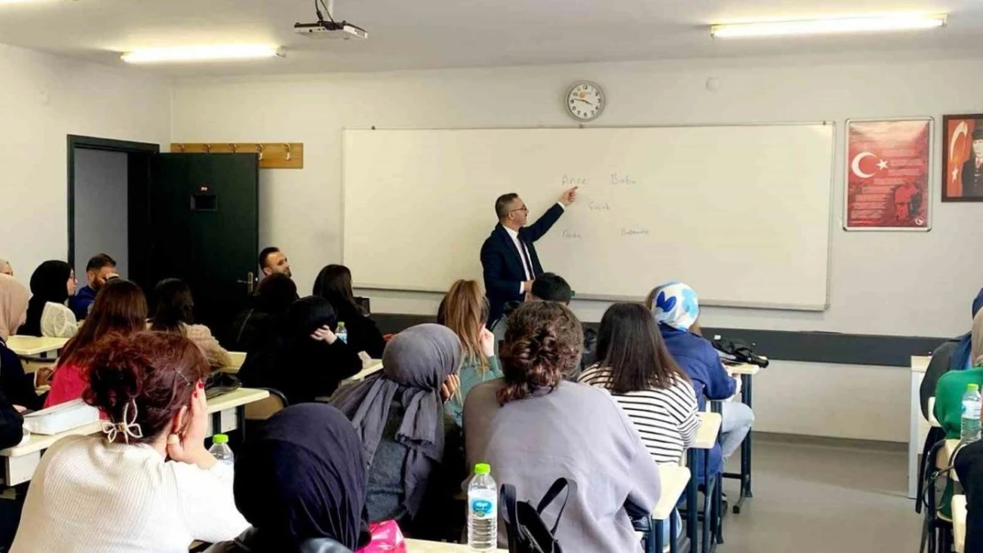 Öğrencilere medeni hukukun güncel meseleleri anlatıldı