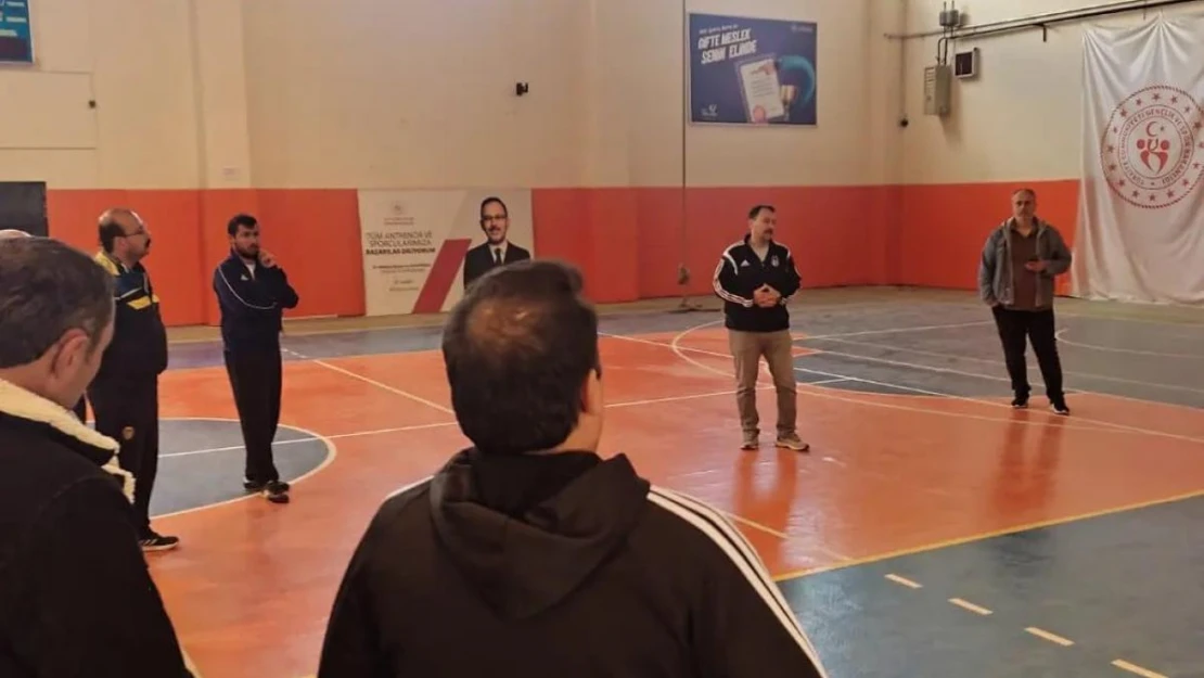 Öğretmenlere 'Geleneksel çocuk oyunları' eğitimi