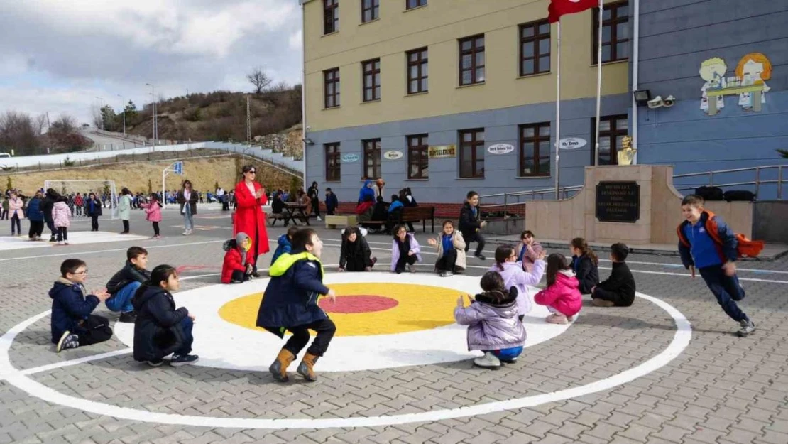 Okullarda geleneksel oyunlar sayesinde çocuklara dijital diyet uygulanacak