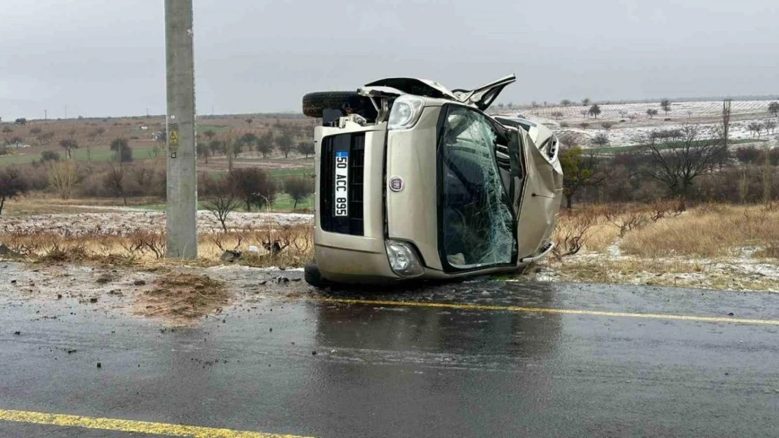 Olumsuz hava kazaya neden oldu: 1 yaralı