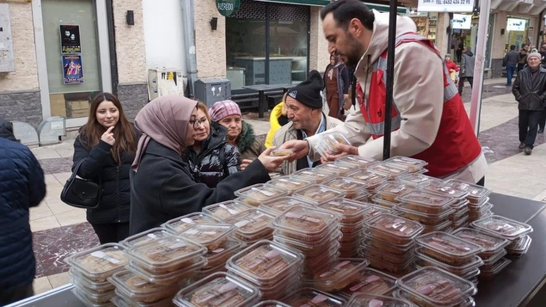 Ordu'da 5 bin kişiye irmik helvası dağıtıldı