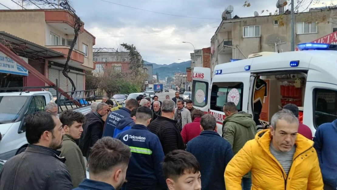 Osmaniye'de otomobil ile motosiklet çarpıştı: 1 yaralı