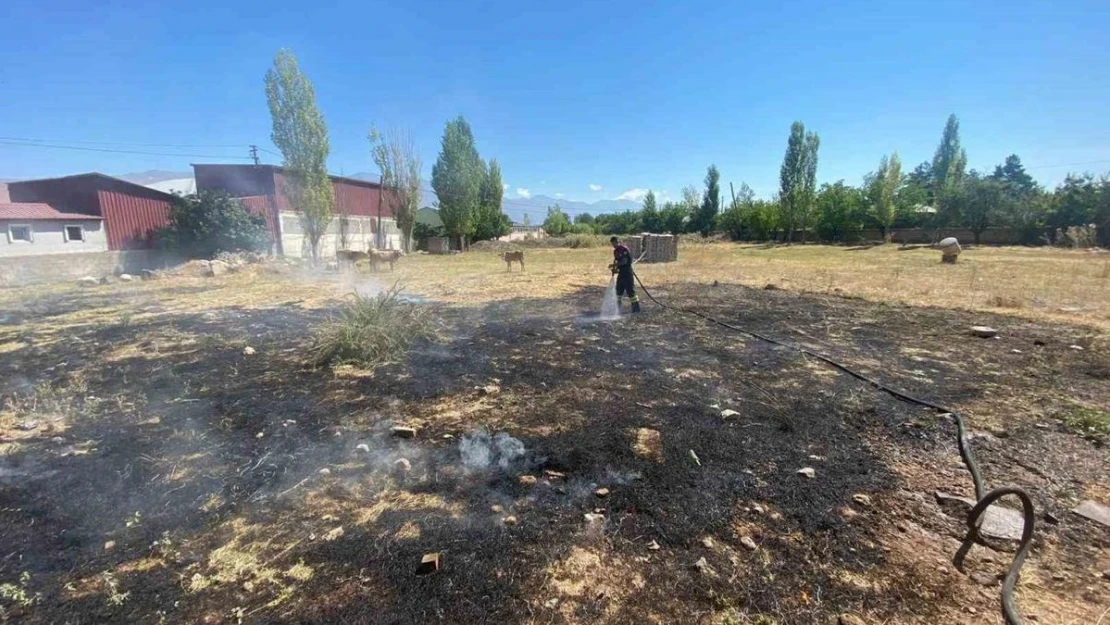 Ot yangını büyümeden kontrol altına alındı