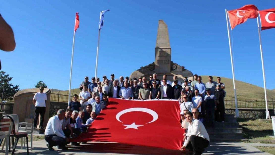 Otlukbeli Meydan Muharebesinin yıldönümünde anlamlı yürüyüş