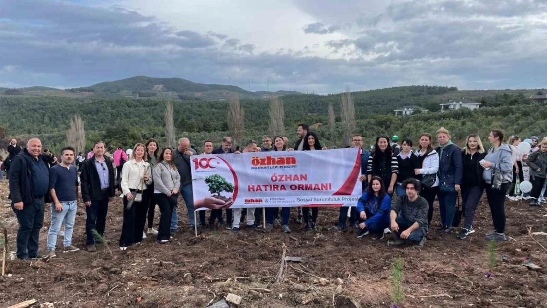 Özhan Market 'Daha yeşil bir dünya' için fidan dikti