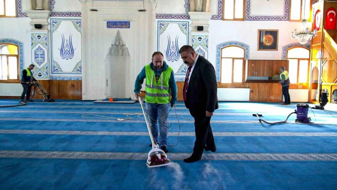 Palandöken'de camiler Ramazan ayına hazır