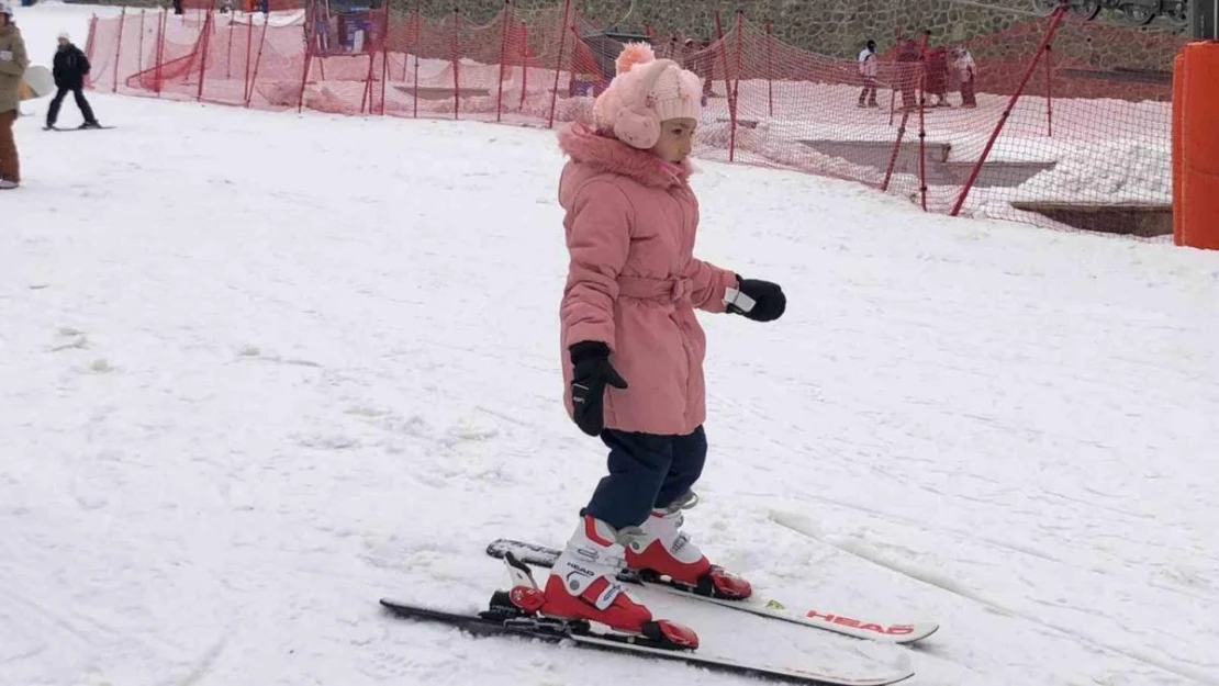 Palandöken'de kayak coşkusu