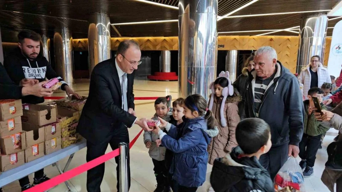 Pamukkale Belediyesi'nin sömestri sürprizine çocuklar akın etti