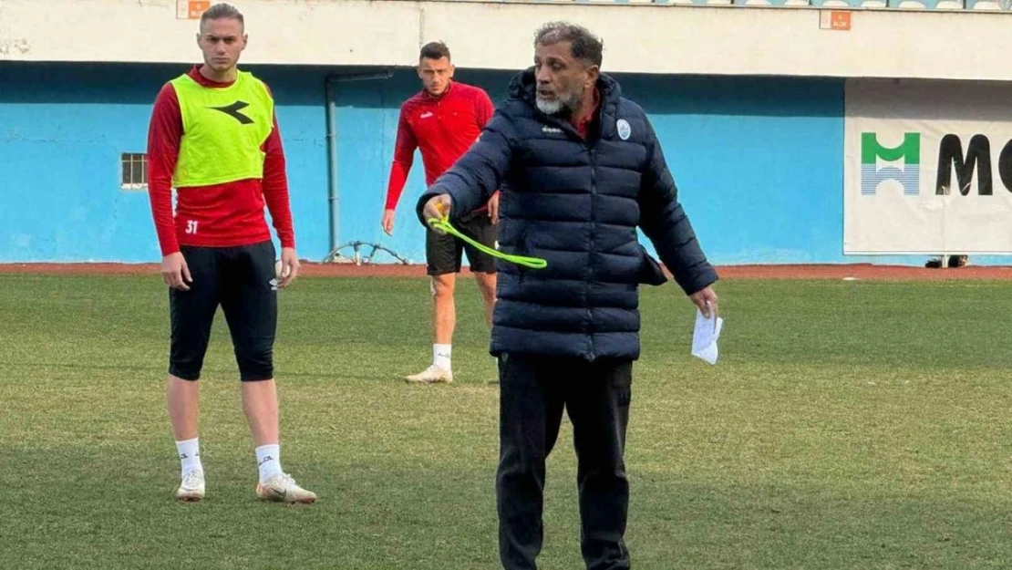 Pazarspor'da Taşkın Güngör dönemi başladı