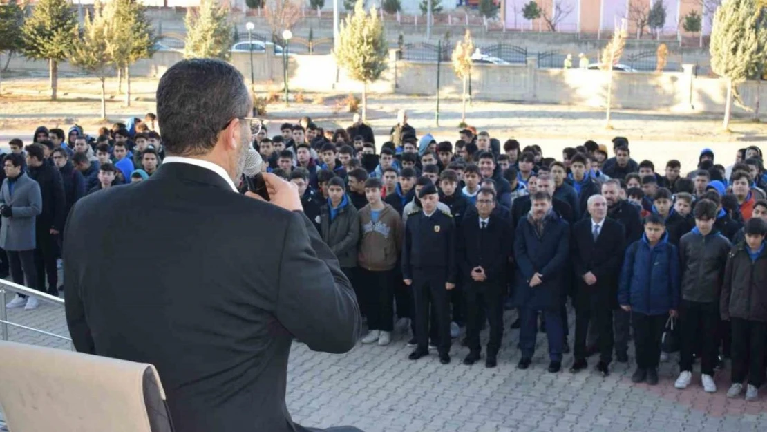 Pençe-Kilit şehitleri Karaman'da anıldı