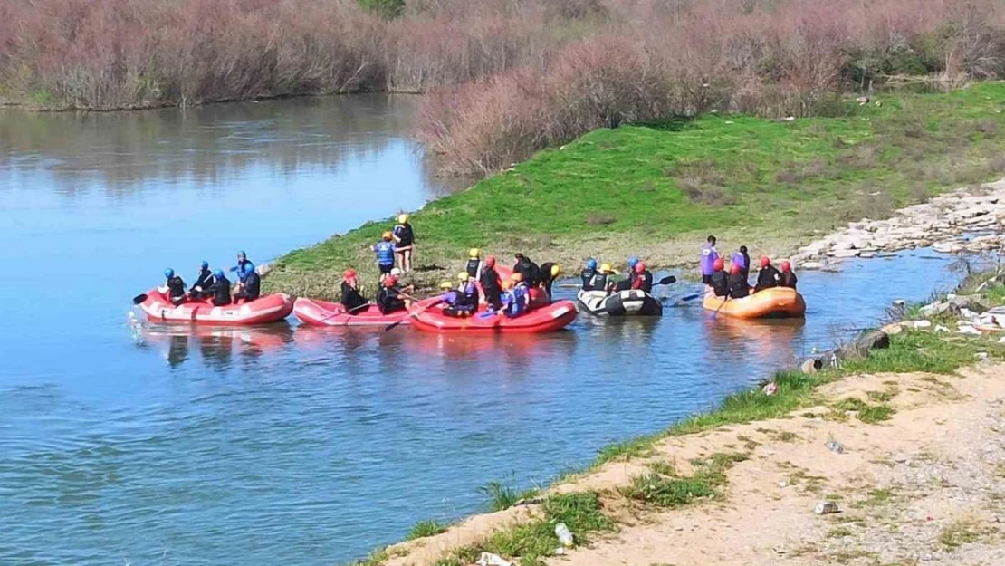 Rafting kampı için Bingöl'e geldiler