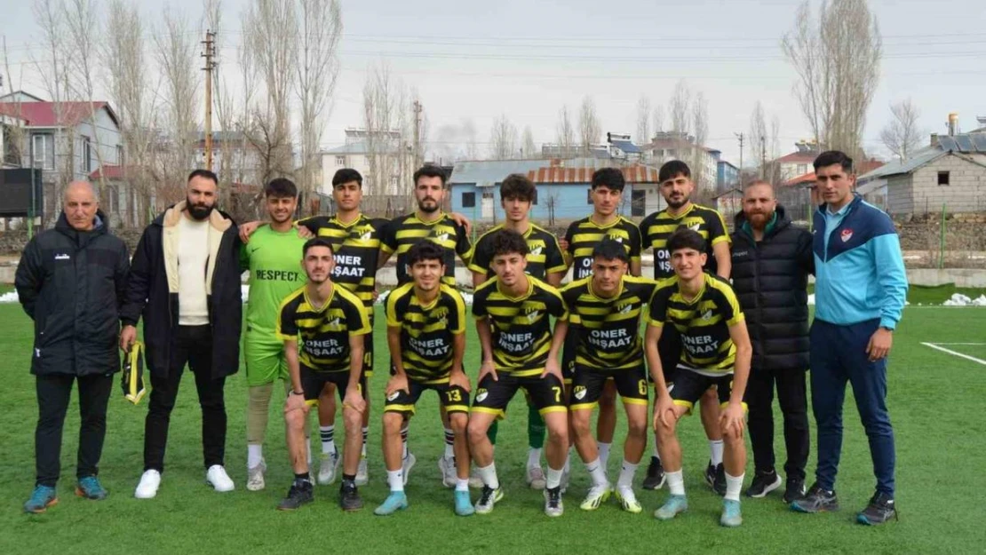 Rakip takım sahaya çıkmayınca Yeşil Vartospor hükmen galip geldi