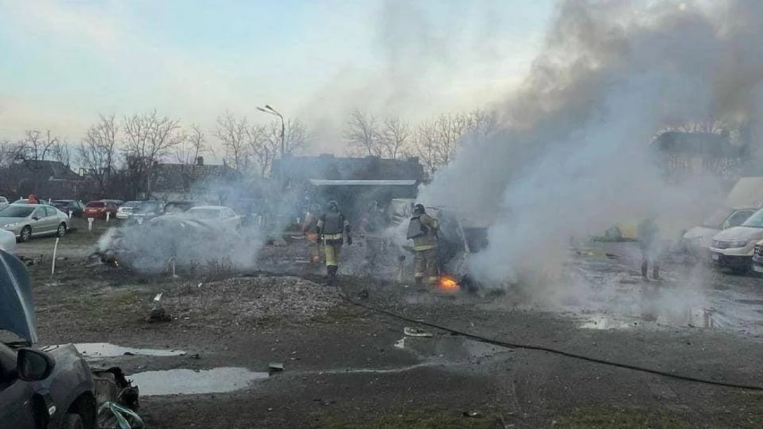 Rusya, Ukrayna'ya füze yağdırdı: 12 ölü, 76 yaralı