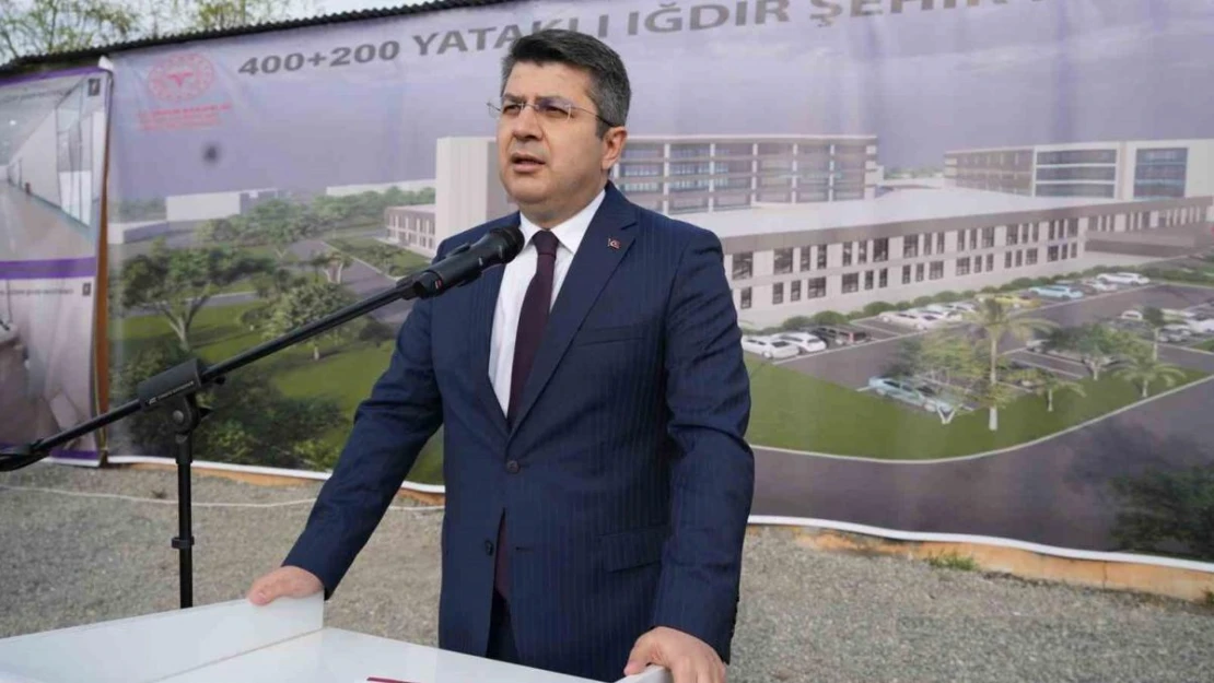 Sağlık Bakan Yardımcısı Kırbıyık, Iğdır Şehir Hastanesi inşaat alanında incelemede bulundu