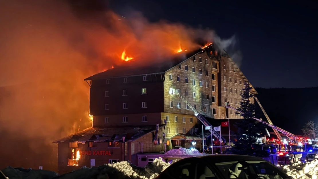 Sağlık Bakanlığından Bolu'daki yangında 66 kişinin hayatını kaybettiği, 51 kişinin yaralandığı açıklandı