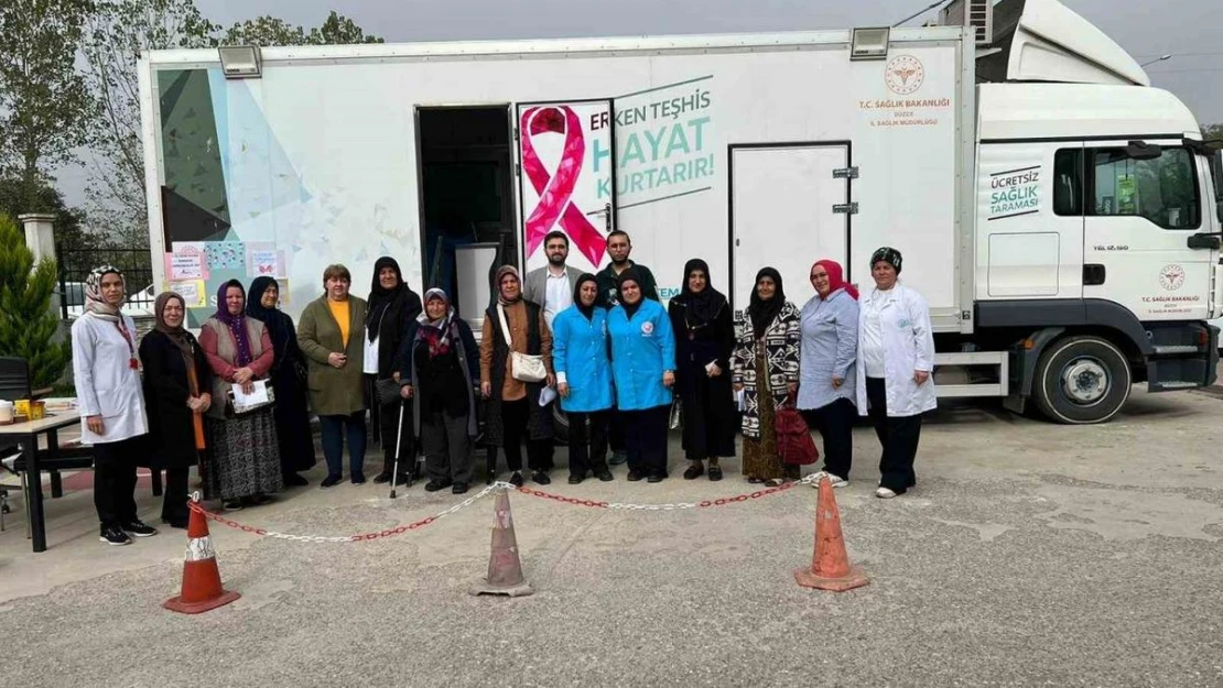 Sağlık tırı köy köy geziyor