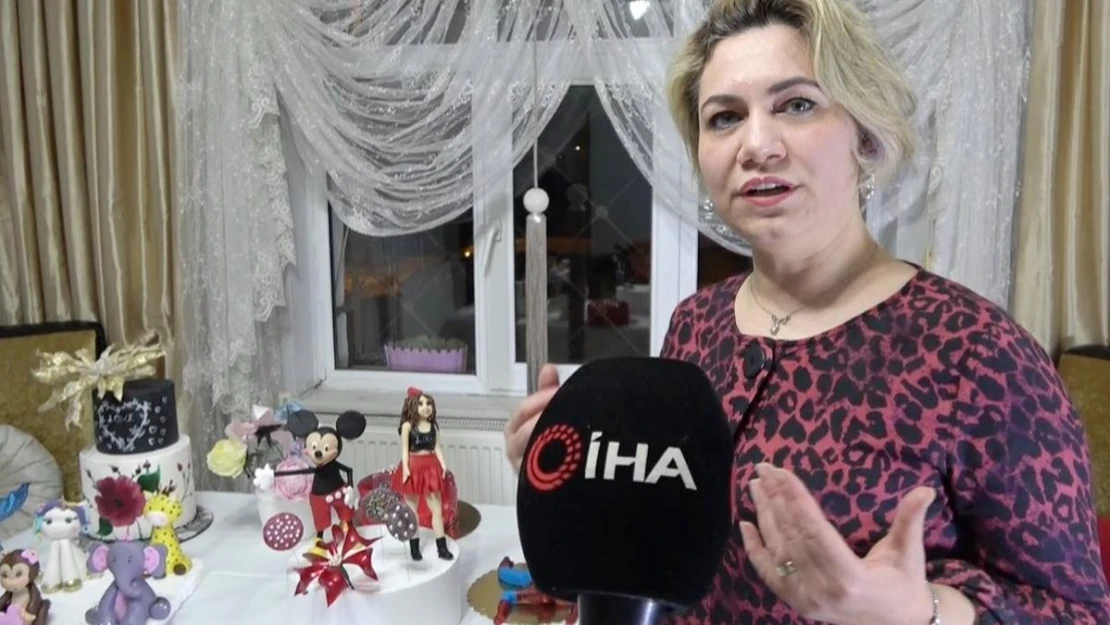 Sağlıkçı Tuba Alparslan yaptığı butik pastalar ile ilgi görüyor