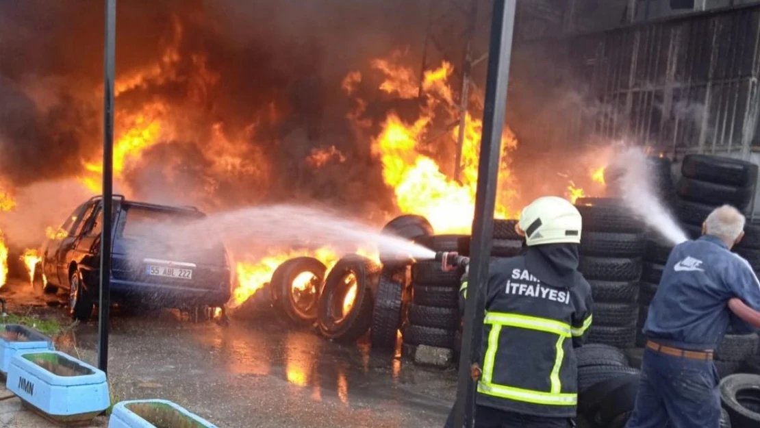 Samsun'da eski araç lastikleri ile otomobil alevlere teslim oldu