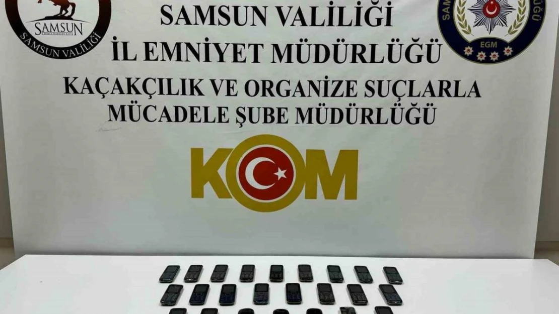 Samsun'da gümrük kaçağı cep telefonu ele geçirildi