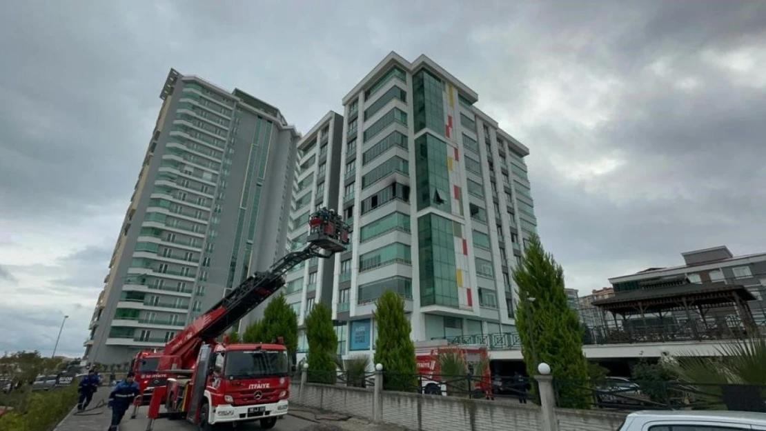 Samsun'da lüks apartman dairesinde yangın