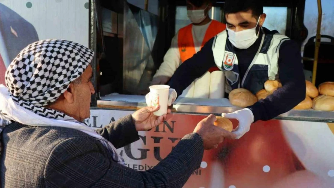 Şanlıurfa Büyükşehir'den çorba ikramı