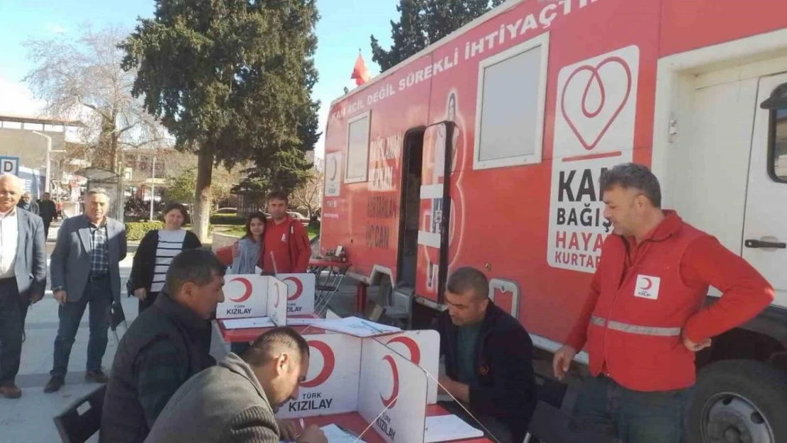 Sarıgöl'de iki günde 83 ünite kan toplandı