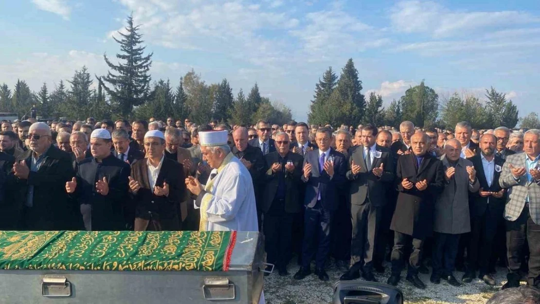 Şehit cenazesinde kalp krizi geçiren CHP Osmaniye İl Başkanı Mehmet Orhun Döğüşcü hayatını kaybetti