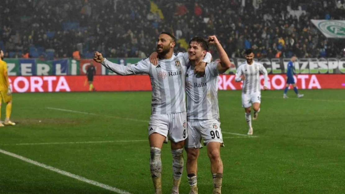 Semih Kılıçsoy'dan son 3 maçta 4 gol, 1 asist