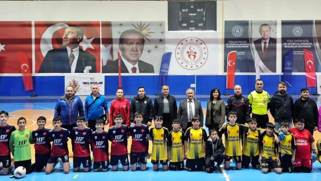 Seydikemer'de futsal şampiyonası