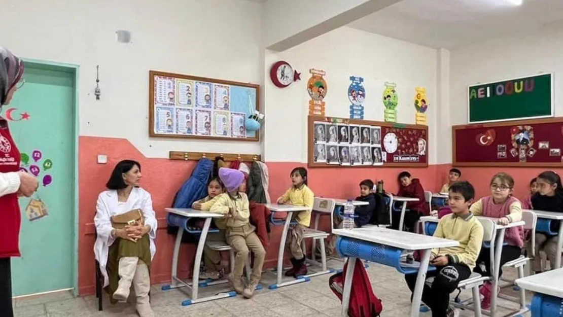 Seydikemer'de okullarda sağlıklı beslenme eğitimi verildi