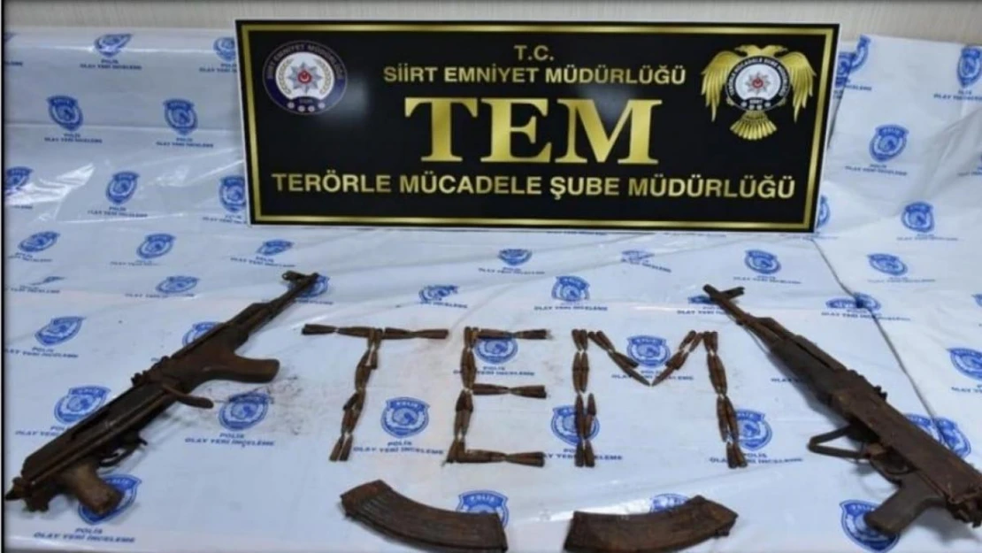 Siirt'te terör operasyonunda toprağa gömülü silah ve fişekler ele geçirildi