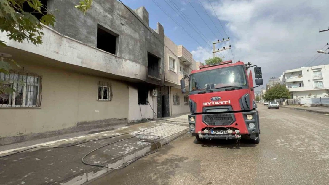 Silopi'de çıkan yangında ailenin dikkatiyle facia önlendi