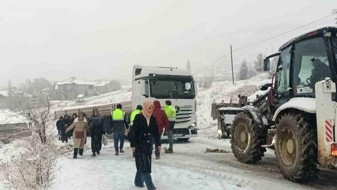 Sincik beyaza büründü