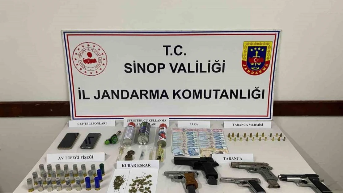 Sinop'ta 6 ayrı adres ve 3 araca eş zamanlı operasyon