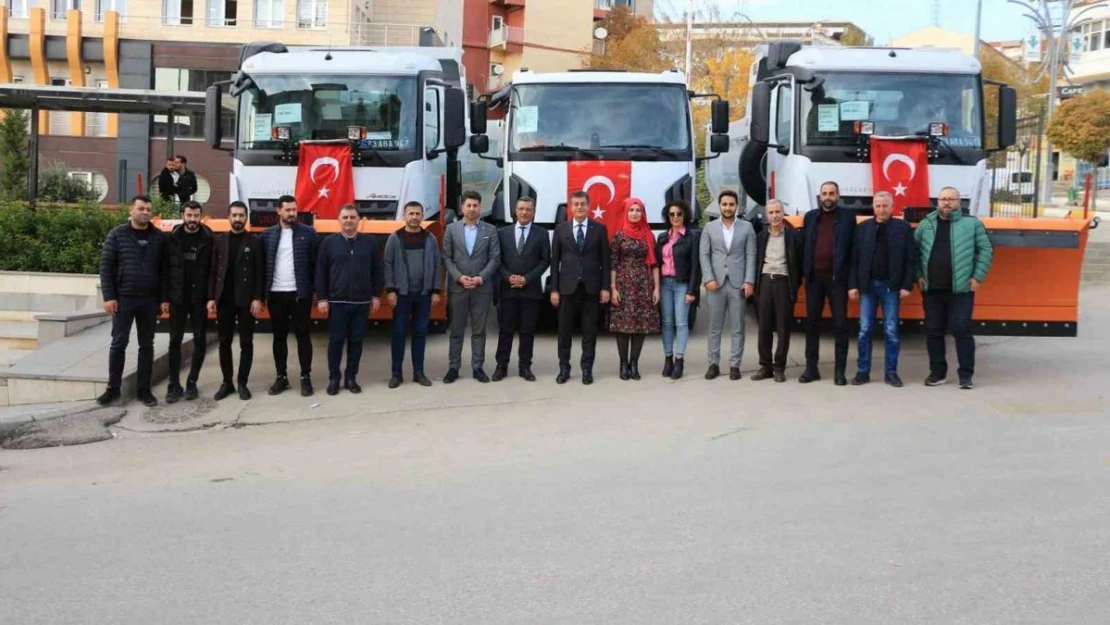 Şırnak Belediyesi 45 olan araç filosunu 118'e çıkardı