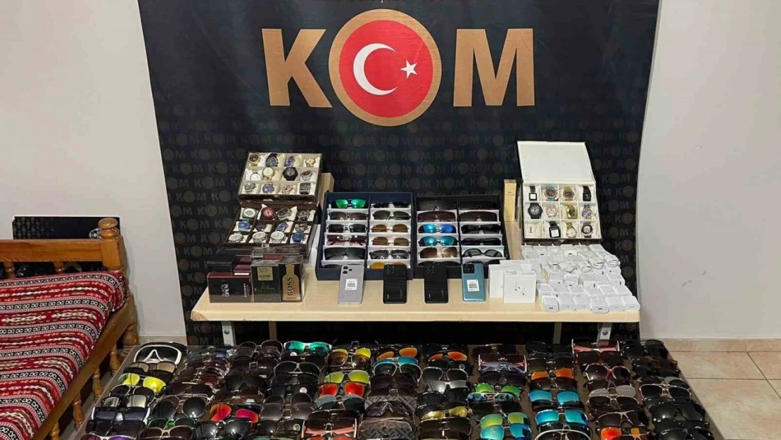 Şırnak'ta 22 milyon TL değerinde kaçak cep telefonu ele geçirildi