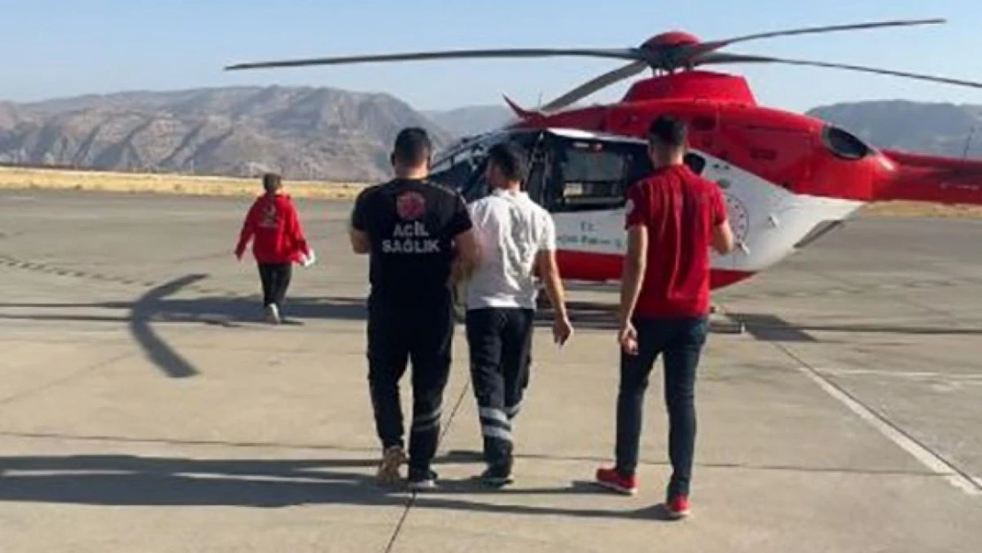 Şırnak'ta ambulans helikopter minik Aras için havalandı