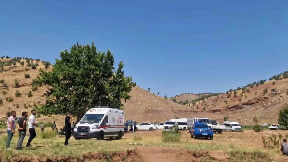 Şırnak'ta boğulma tehlikesi geçiren 15 yaşındaki çocuk hastanede öldü