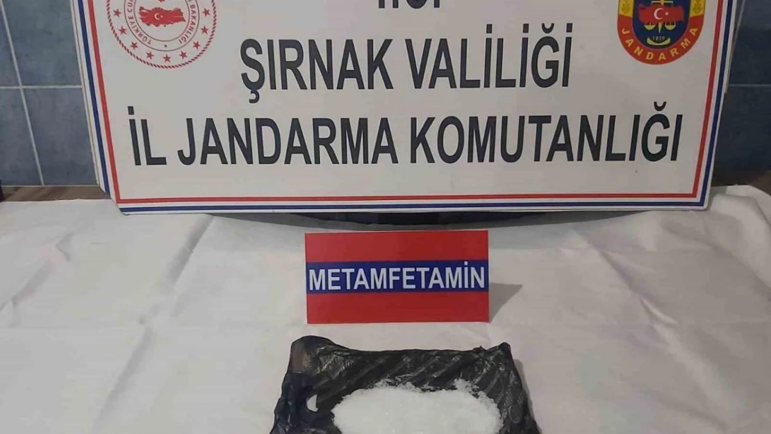 Şırnak'ta rehabilitasyon merkezi müdürünün aracında metamfetamin bulundu