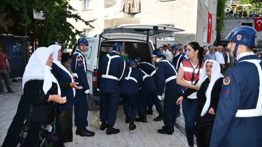 Şırnak'ta şehit güvenlik korucusu toprağa verildi