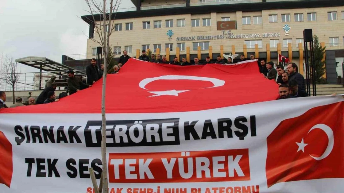 Şırnak'ta terör saldırılarına tepki, Pençe-Kilit operasyonlarına destek