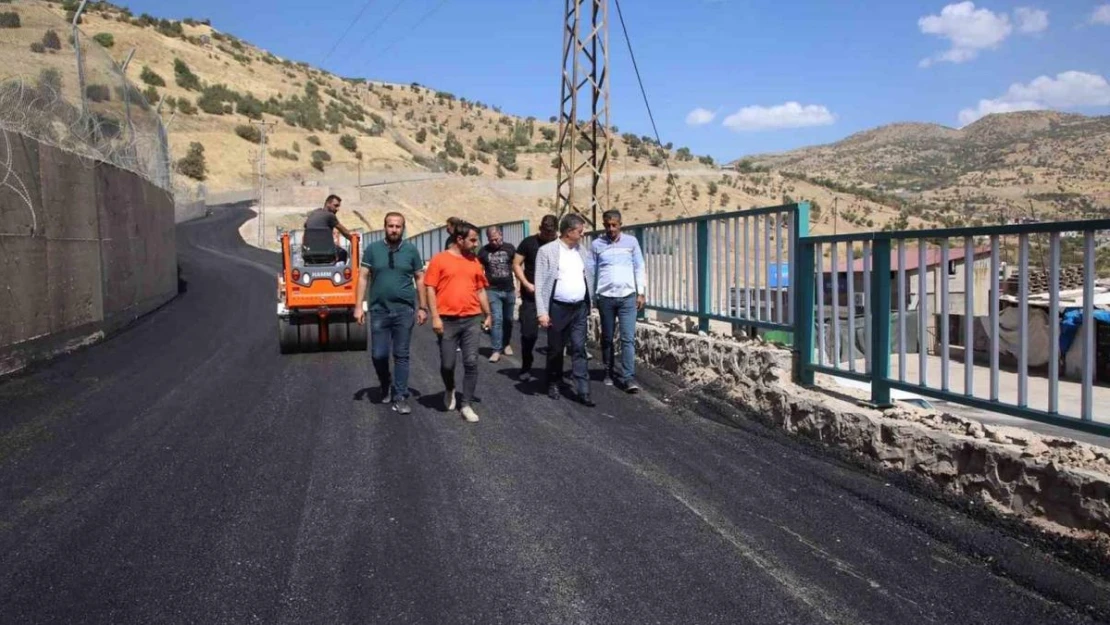 Şırnak'ta yapımı süren yol çalışması tamamlandı