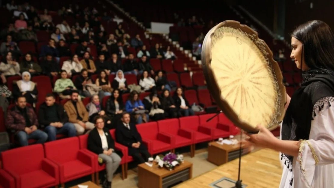 Şırnak Üniversitesi öğrencilerinden 8 Mart konseri