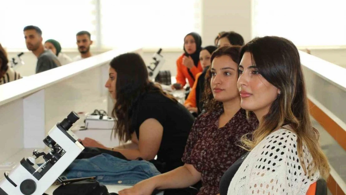 Şırnak Üniversitesinde optisyenlik laboratuvarı açıldı