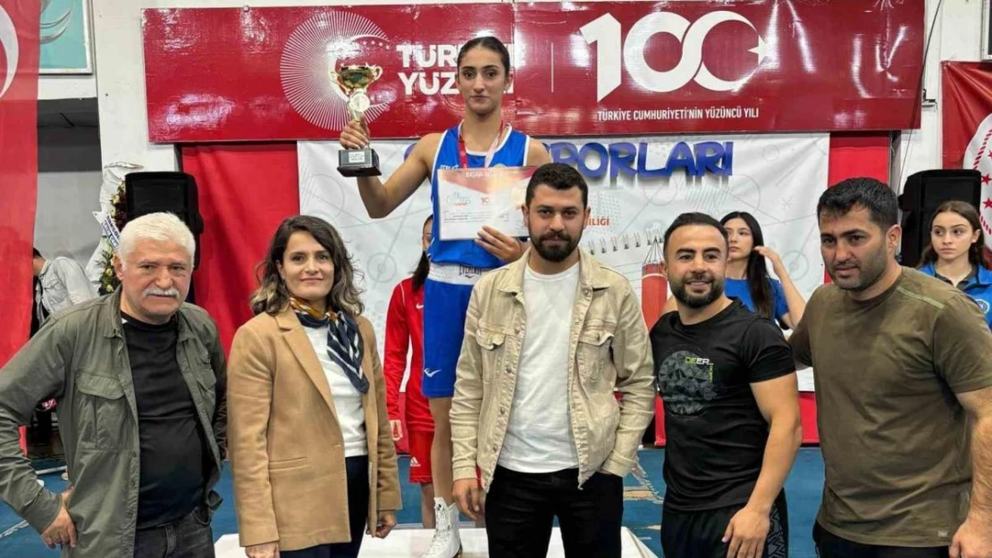 Şırnaklı milli sporcu Pınar Benek, Dubai yolcusu